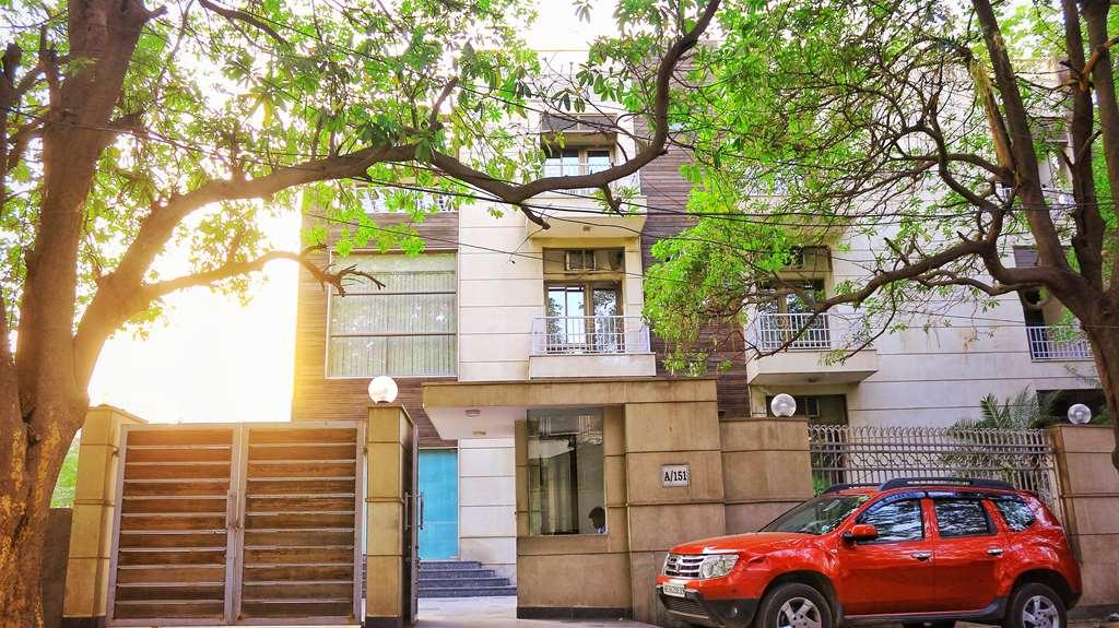 Stately Suites Mg Road Γκουργκάον Εξωτερικό φωτογραφία